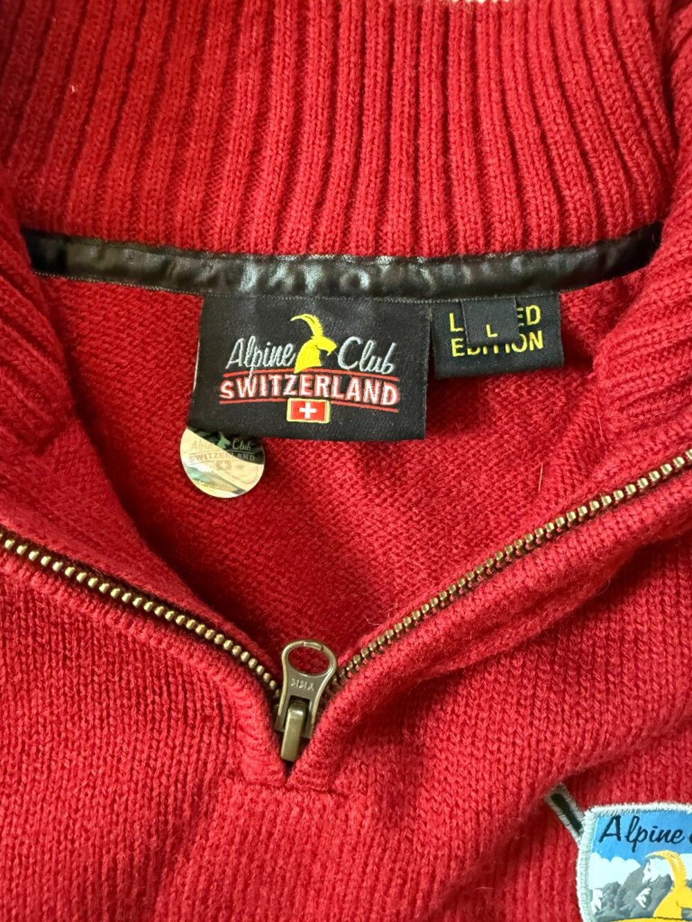 Alpine Club Switzerland Men's 1/4 Zip Sweater Large - Picture 5 of 5